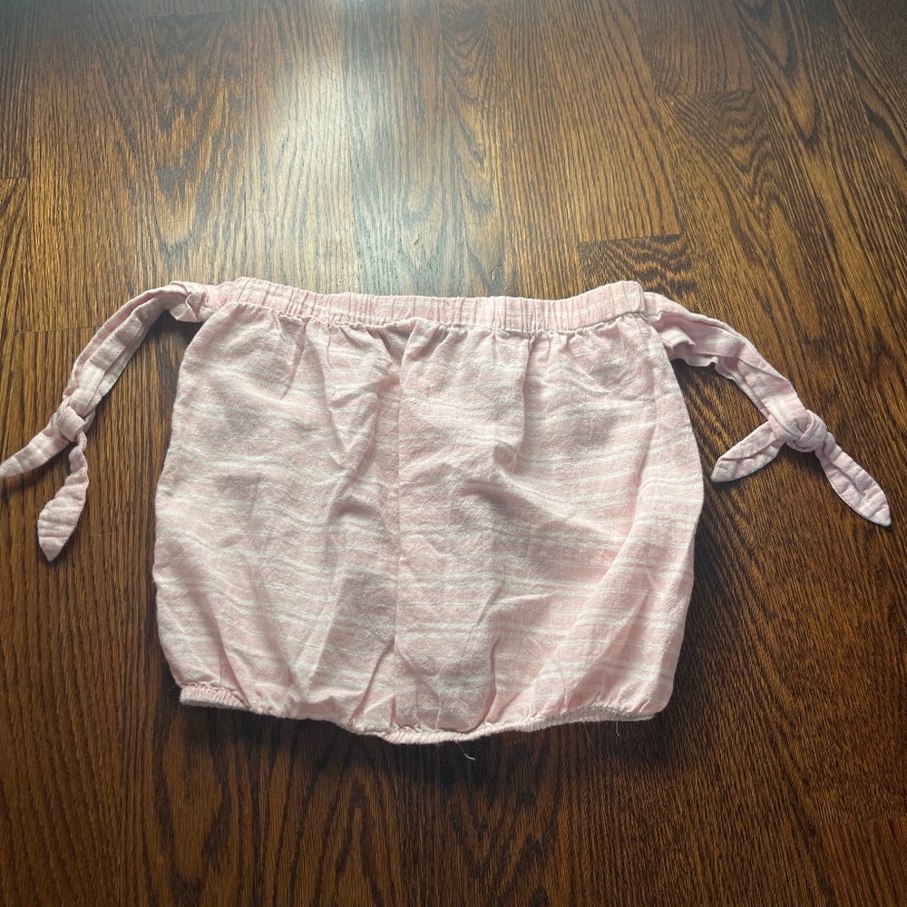 Pink tube top with attached sleeves